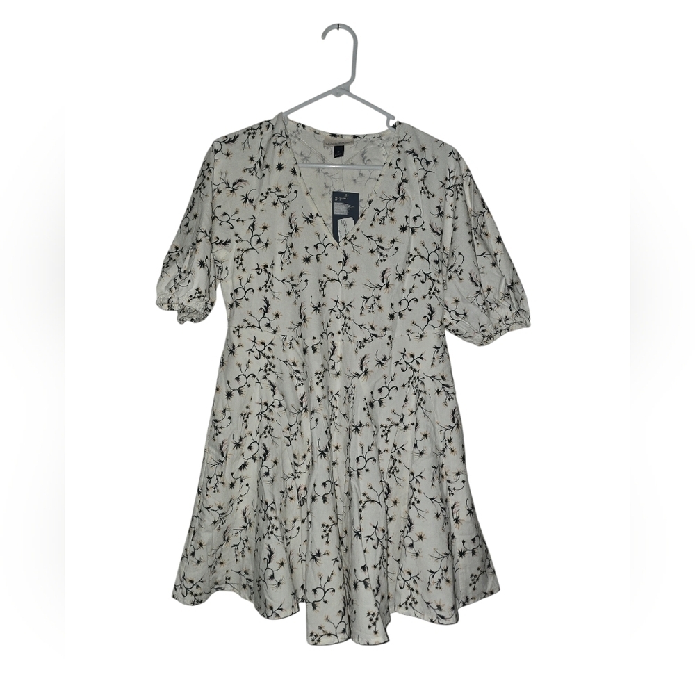 Universal Thread Womens Dress in Cream Floral, XS, NWT!!!